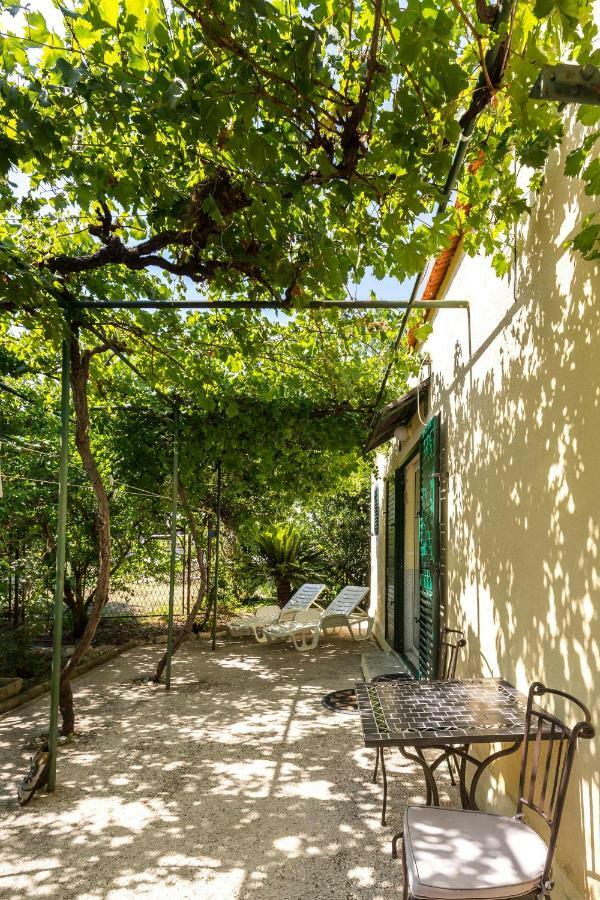 Holiday Home Jovis Drvenik  Luaran gambar