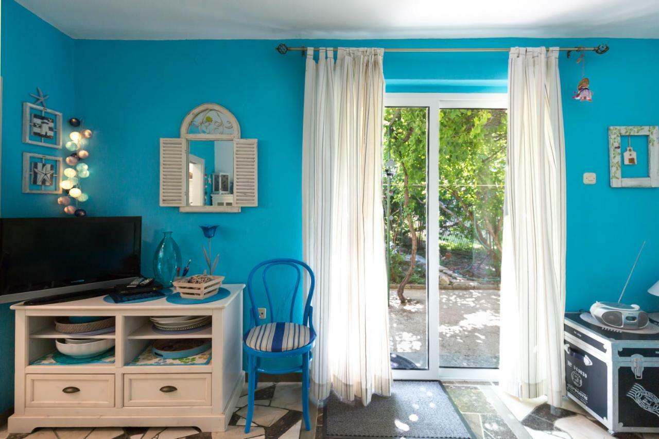Holiday Home Jovis Drvenik  Luaran gambar