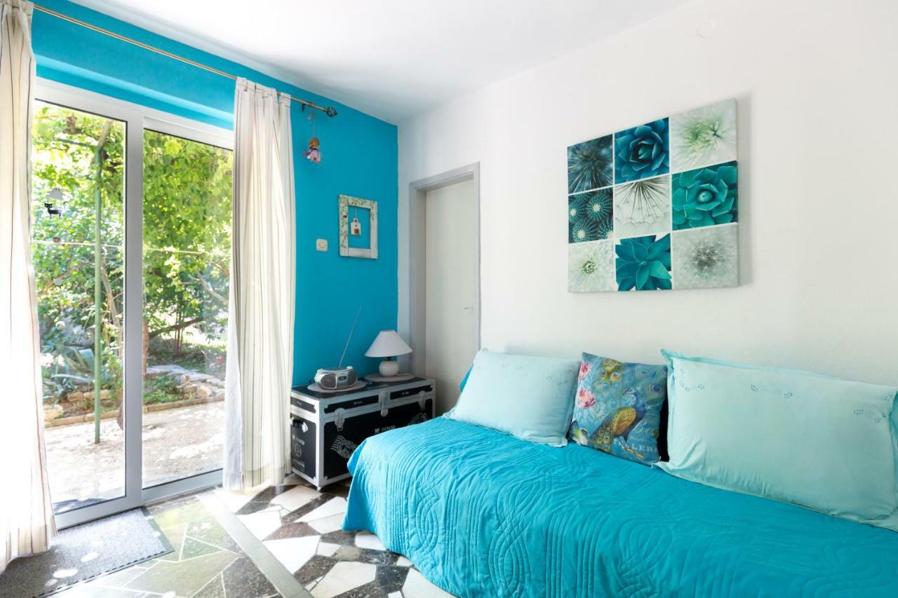 Holiday Home Jovis Drvenik  Luaran gambar