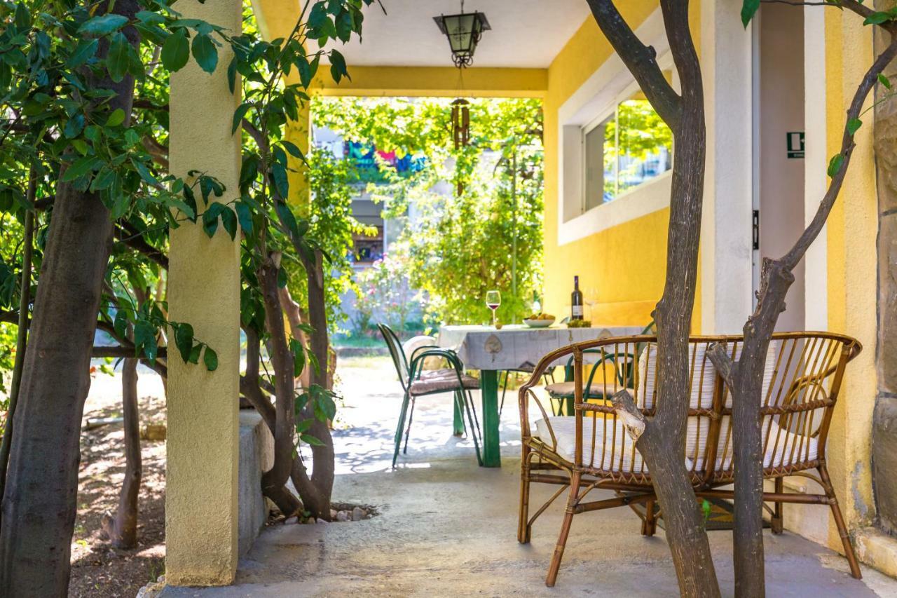 Holiday Home Jovis Drvenik  Luaran gambar